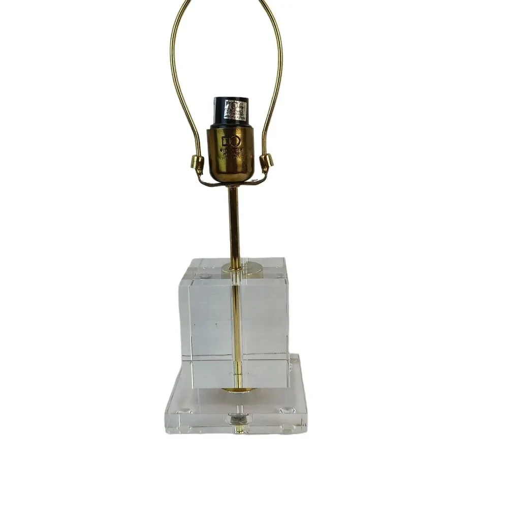 Victoria Hagan Perfect Pieces Rare Modernist Cubed Glass Table Lamp Shade